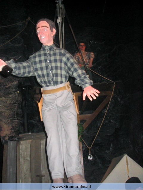 Bobbejaanland2004 (11).jpg (73753 bytes)