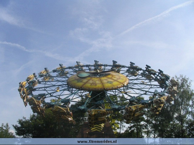 Bobbejaanland2004 (16).jpg (89647 bytes)