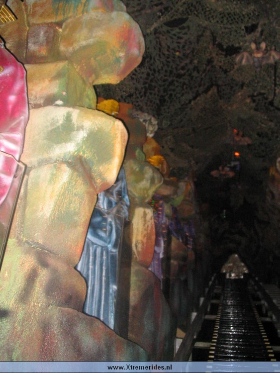 Bobbejaanland2004 (18).jpg (107820 bytes)