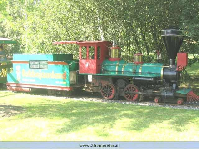 Bobbejaanland2004 (26).jpg (125754 bytes)