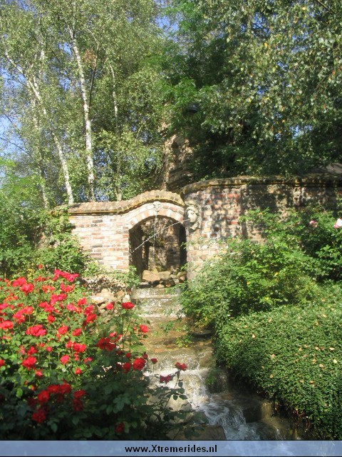 Bobbejaanland2004 (30).jpg (164719 bytes)