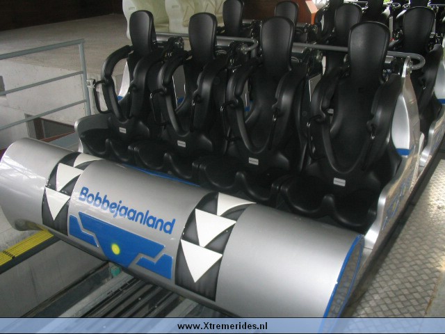 Bobbejaanland2004 (38).jpg (75328 bytes)