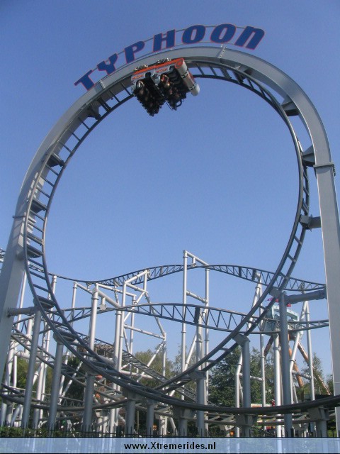 Bobbejaanland2004 (42).jpg (87775 bytes)
