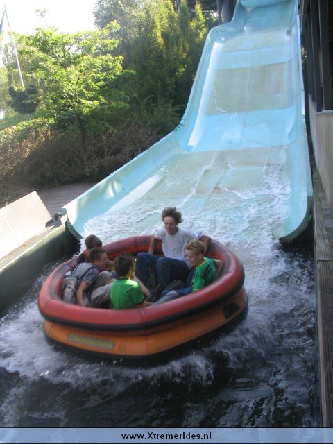 Bobbejaanland2004 (7).jpg (92588 bytes)