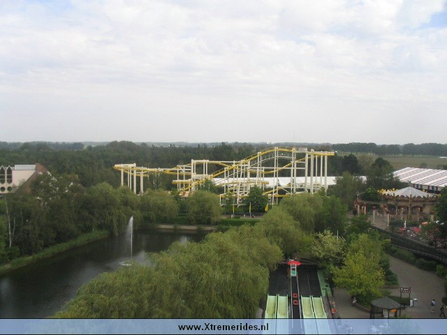 Bobbejaanland2004.jpg (70614 bytes)