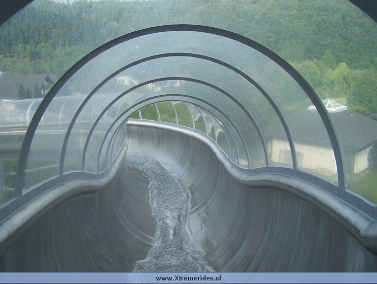LagunenbadWillingen2008 (16).JPG (99043 bytes)